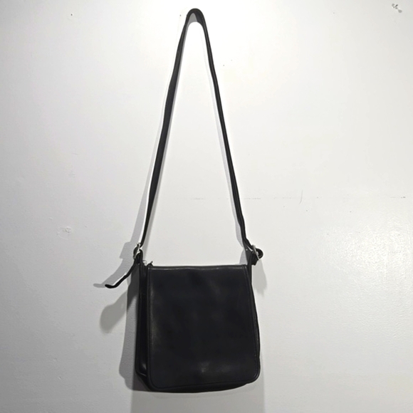 COACH Legacy Studio Flap Crossbody 9144 Black Leather - Picture 1 of 14